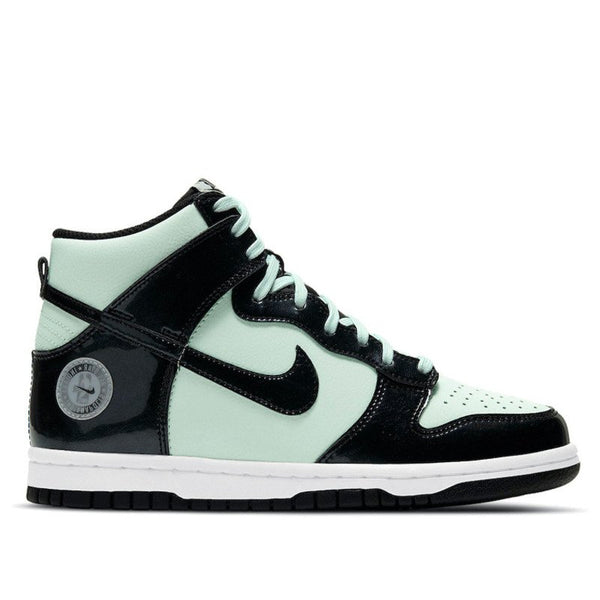 Nike Dunk High SE Sneakers/Shoes